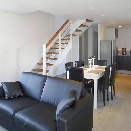 Home, Feriehus Ploumilliau